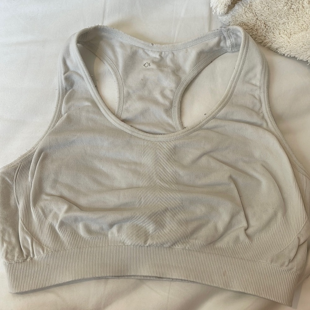 Sports bra